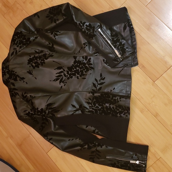 Faux leather motorcycle jacket - Picture 14 of 16